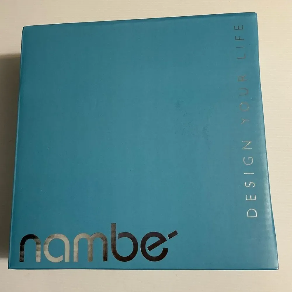 Nambé 10-inch handled bowl, designed by Neil Cohen new in box